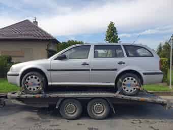 Škoda Octavia 1 combi 1.9 TDI díly - stříbrná 9102