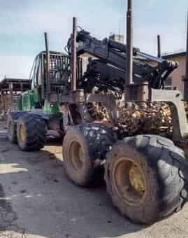 19t vyvážečka JD 1510E 8W forwarder (2011)