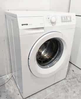Úzká pračka, slim, Indesit, 5 kg, 1000 ot./min, A+