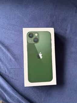 Krabička na iPhone 13 mini