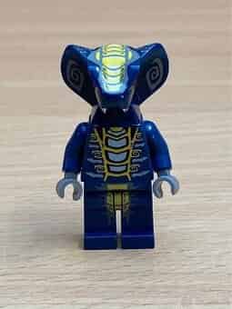 Lego Ninjago Slithraa njo045 Super Stav