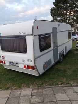 Karavan wilk de Luxe