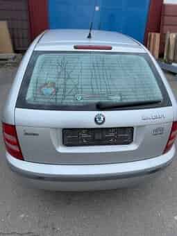 Skoda fabia combi zadni dveře vrata