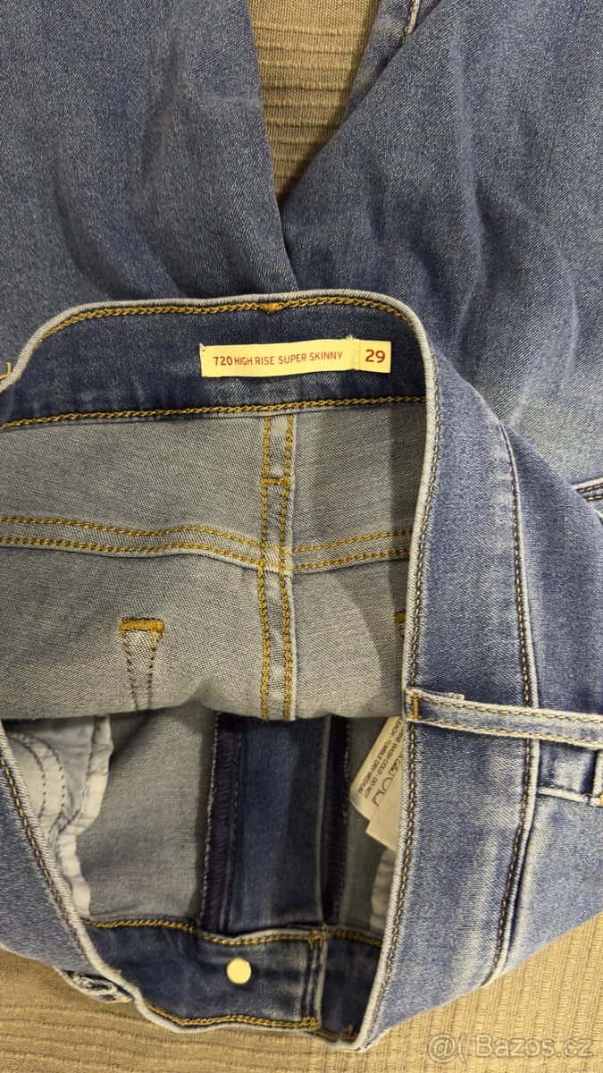 Dámské džíny  Levis 3