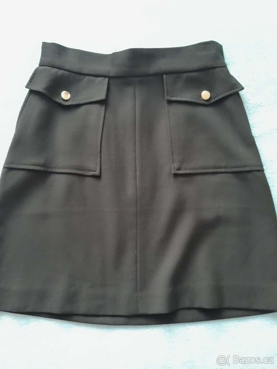 Černá sukně 1