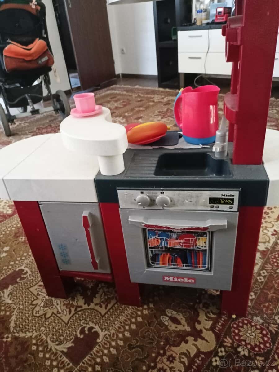 Dětská kuchyňka 3