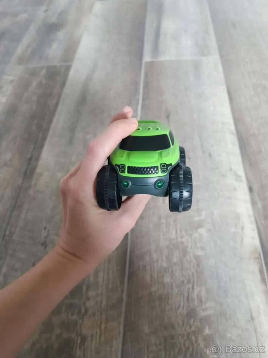 Dvě autíčka Smoby 3