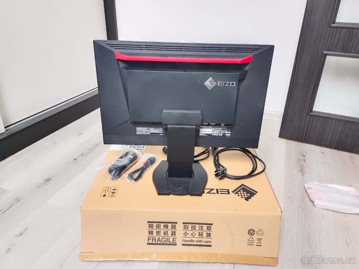 Monitor Eizo Foris FS2434 3