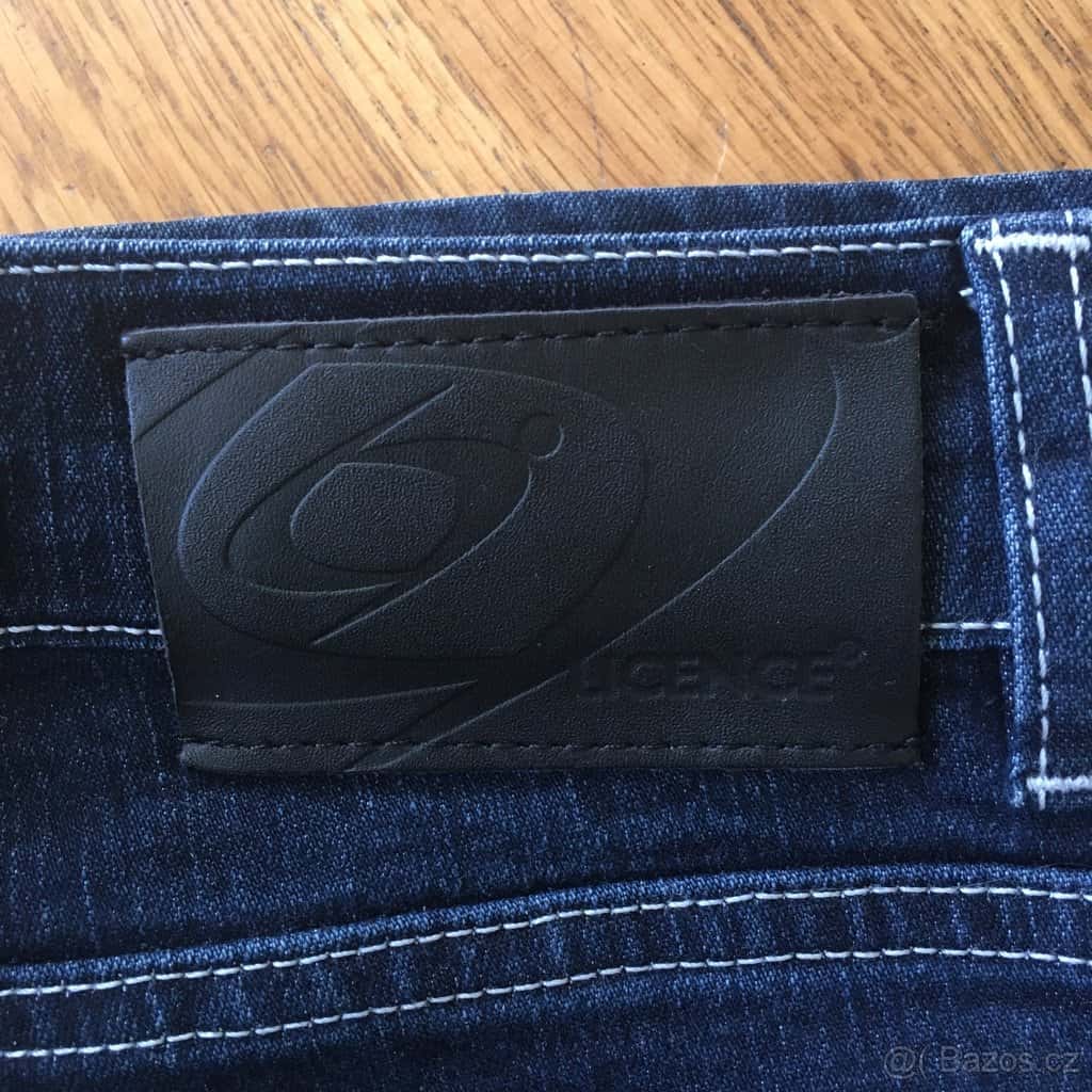 Dámské džíny 3