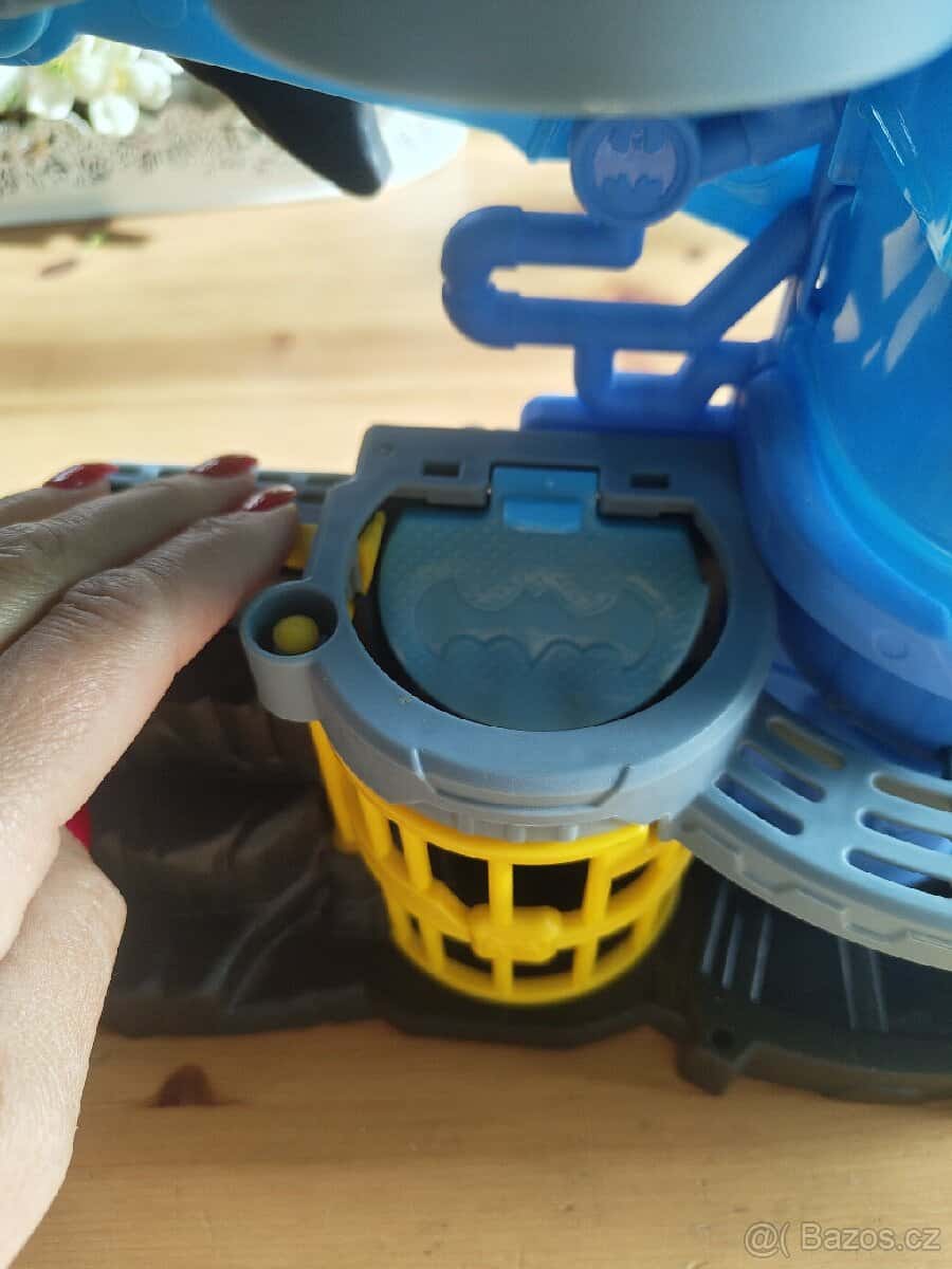 Batman hrad s jeskyní 2