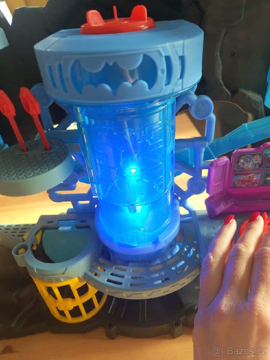 Batman hrad s jeskyní 3