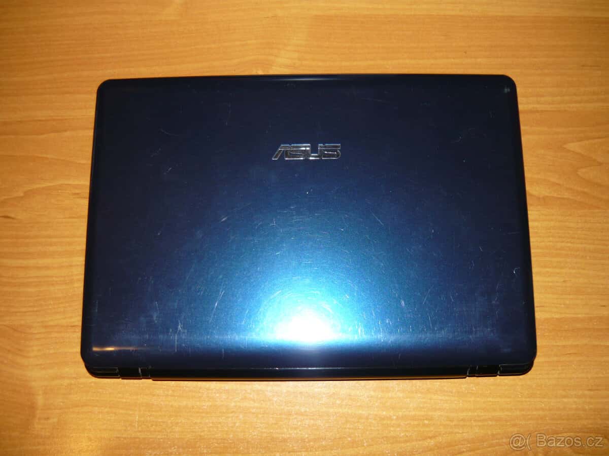 Asus Eee PC 1201N 3