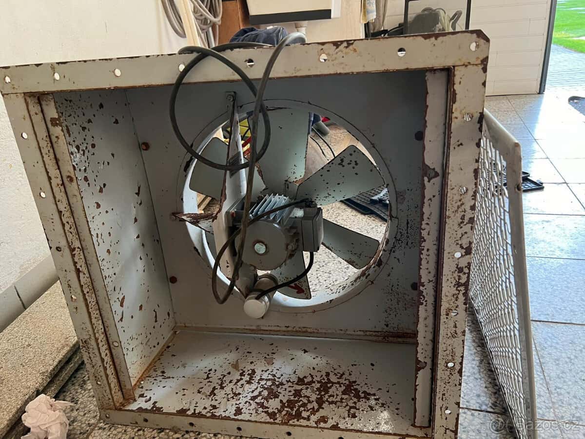 Průmyslový ventilátor 2