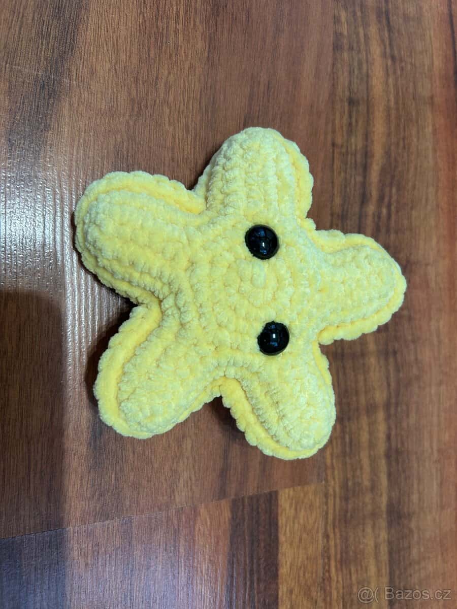 Háčkovananá hvězda 1