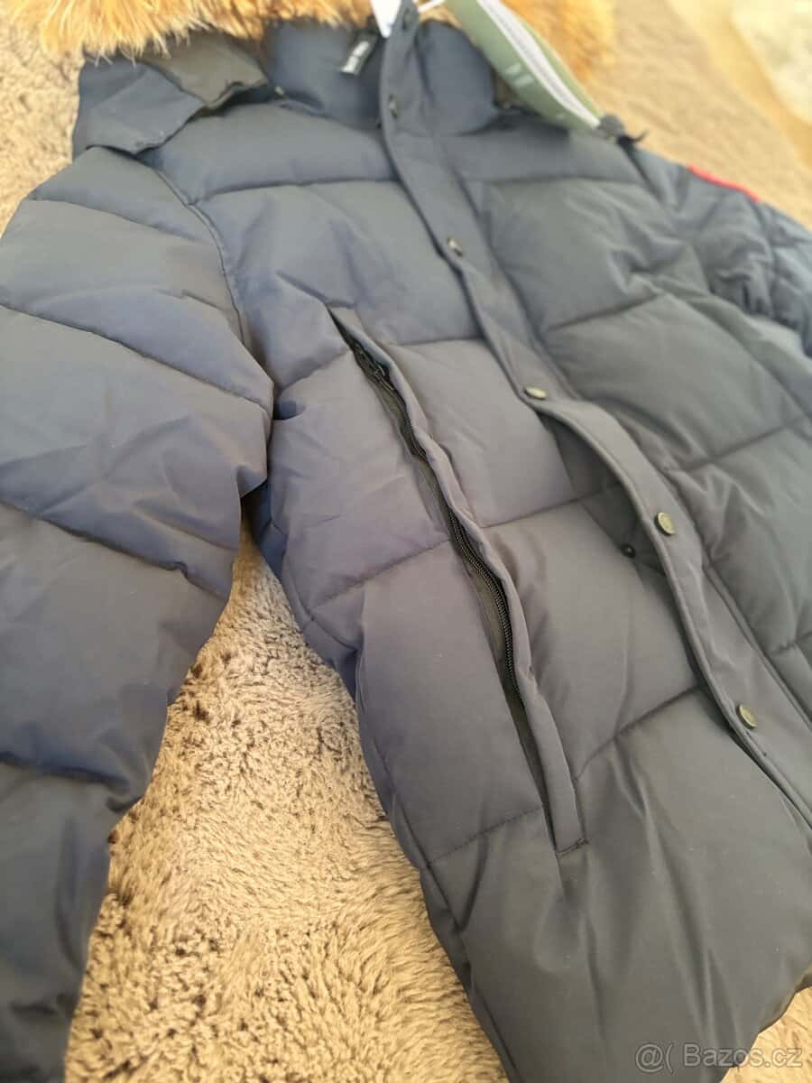 Canada Goose Bunda 5