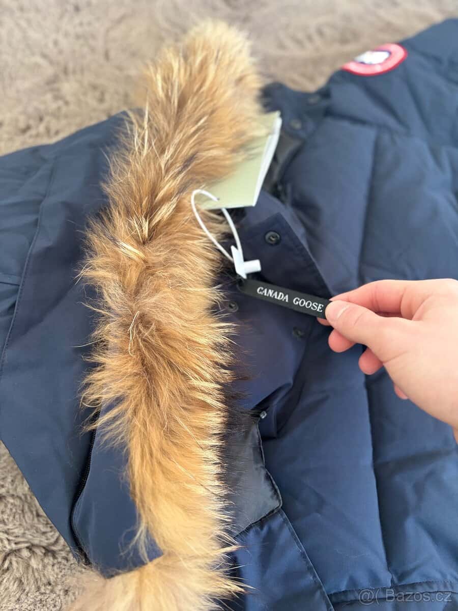 Canada Goose Bunda 6