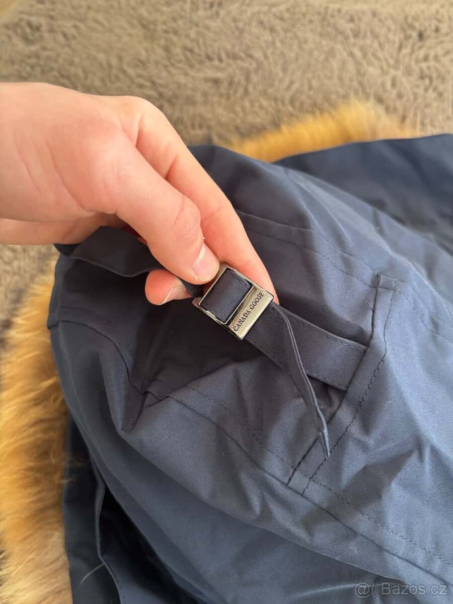 Canada Goose Bunda 11