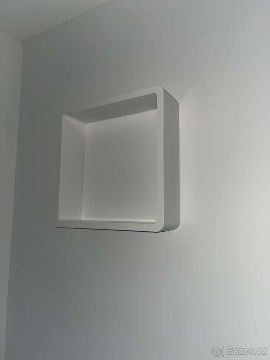 Sada 4 čtvercových polic 3