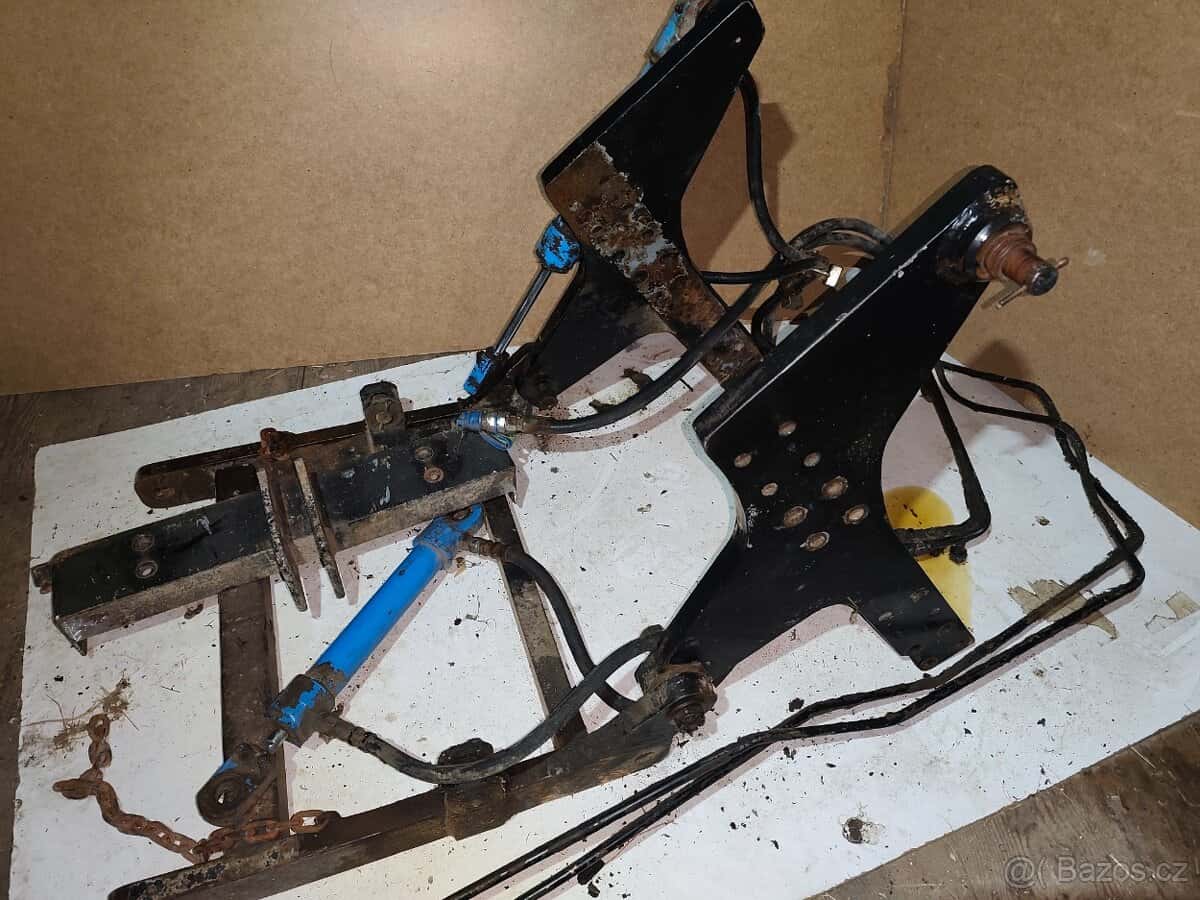 Přední hydraulika 8