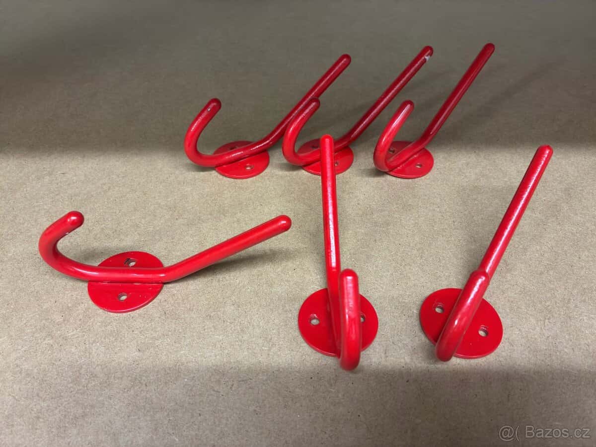 Kovové háčky – věšáky 1