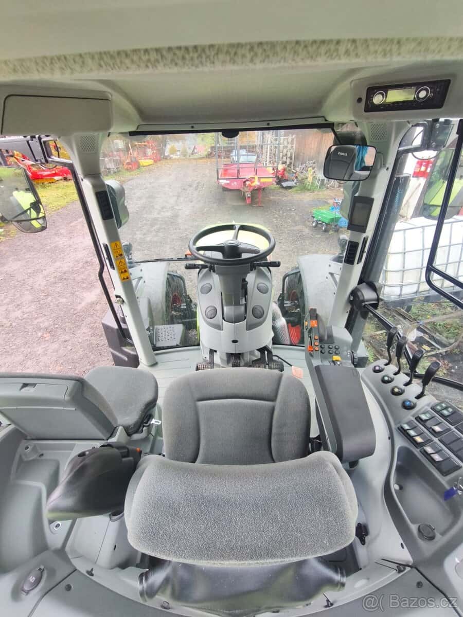CLAAS ARION 620 4