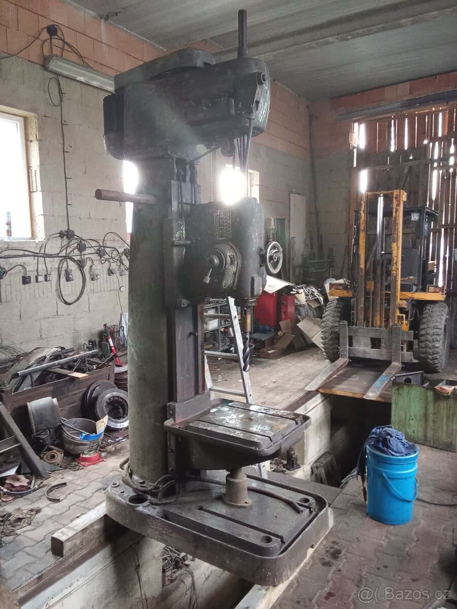 Vrtačka stojanová V40 2