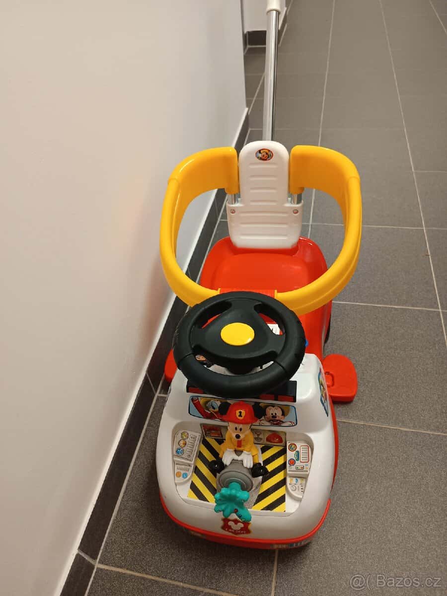 Dětské autíčko 3