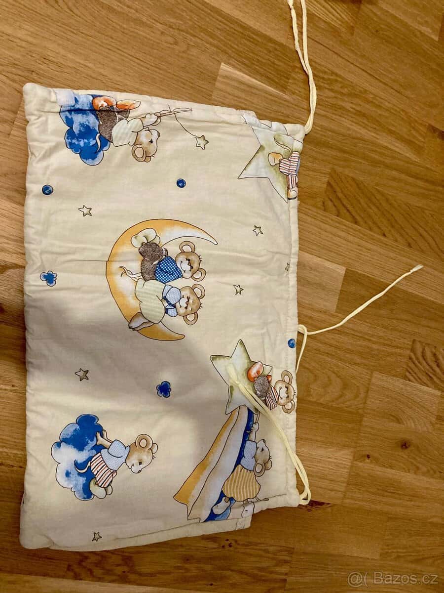 Kapsář postýlka novy 2