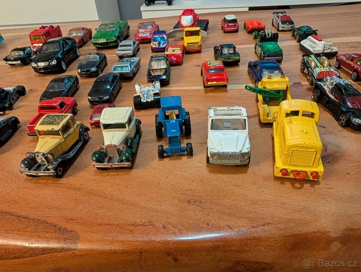 Retro autíčka 1