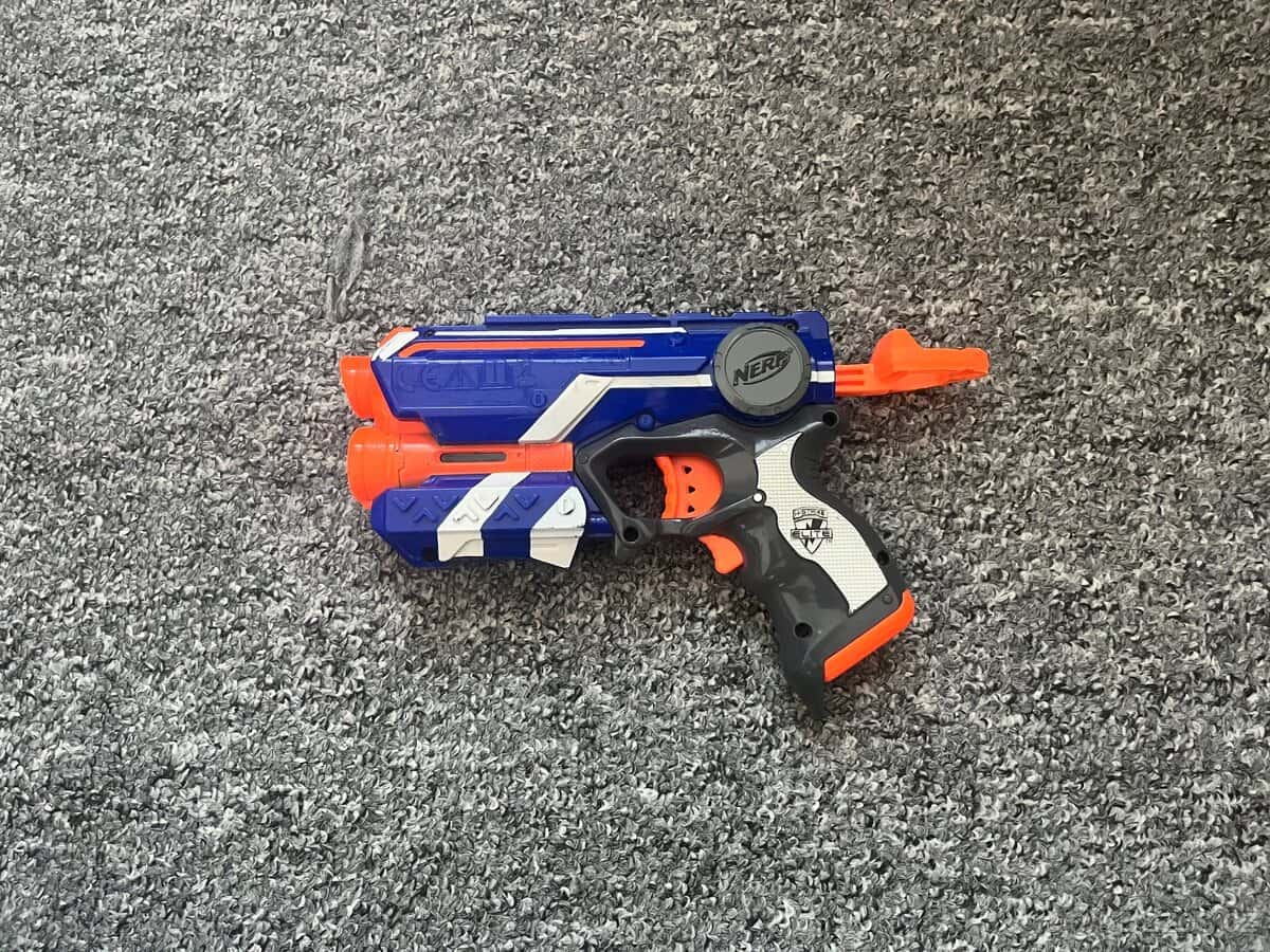 Nerf Firestrike 1