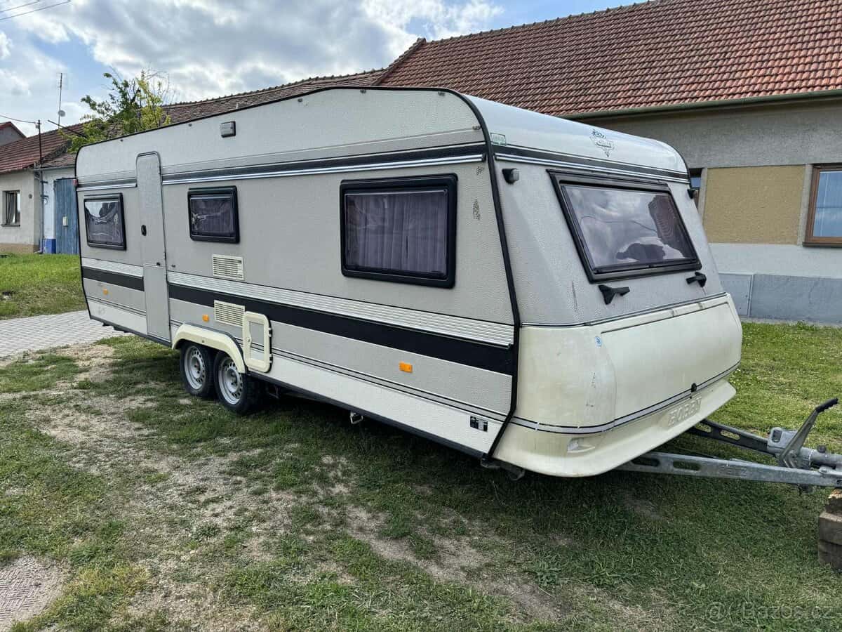 Obytný karavan 3