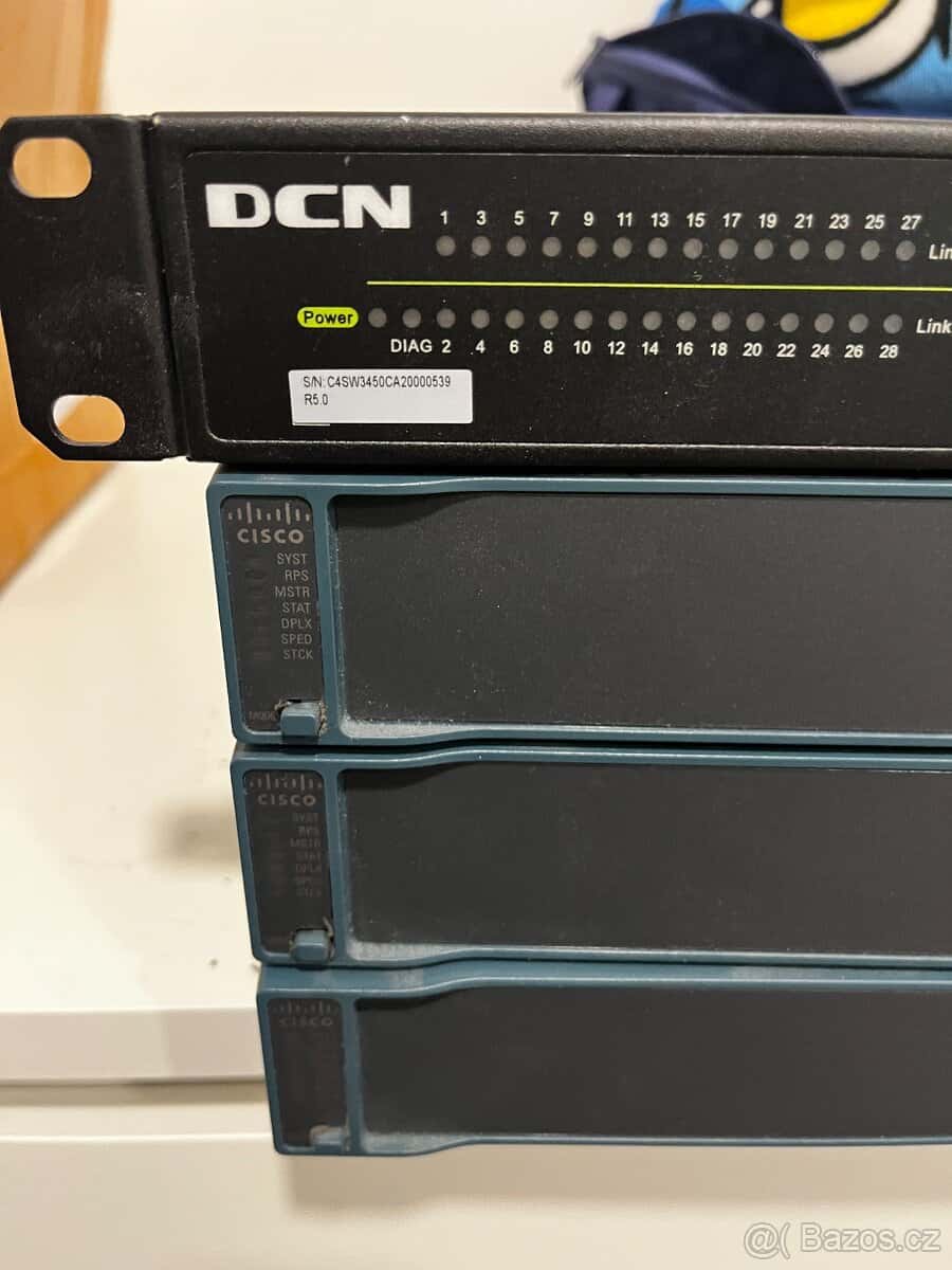 24port switch /router 2