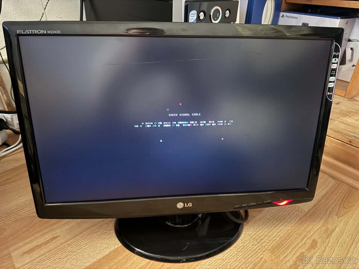 MONITOR LG 4