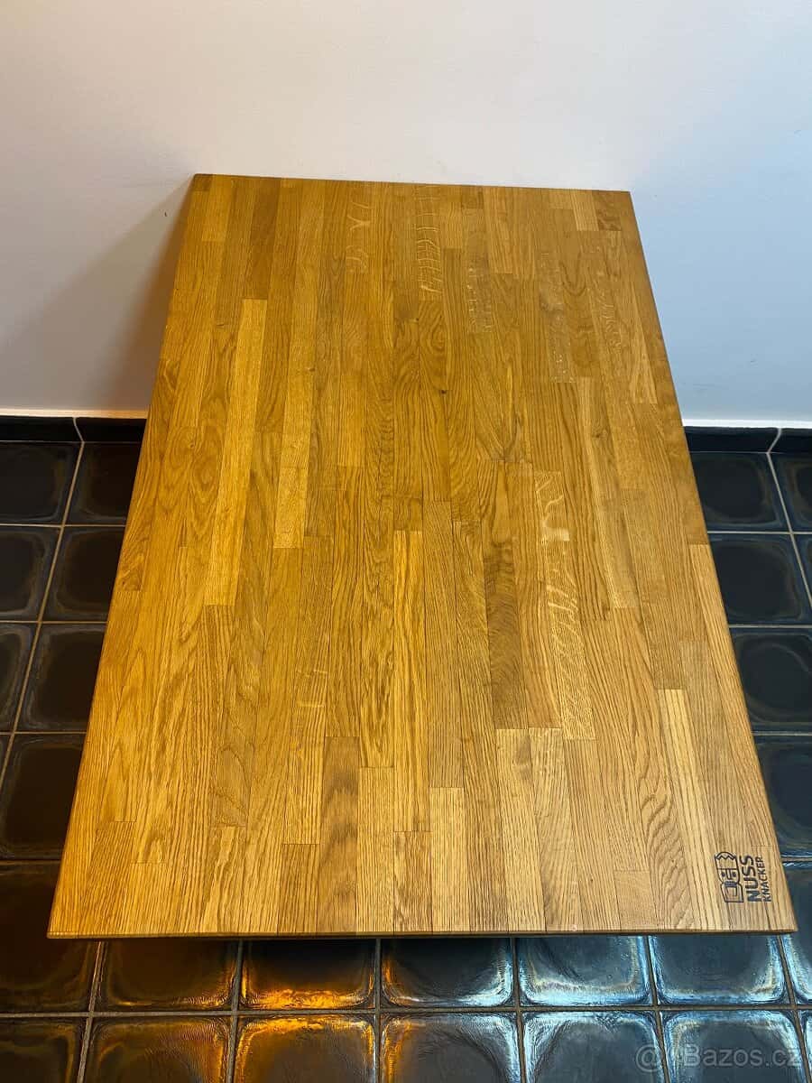 Dubový stůl 13