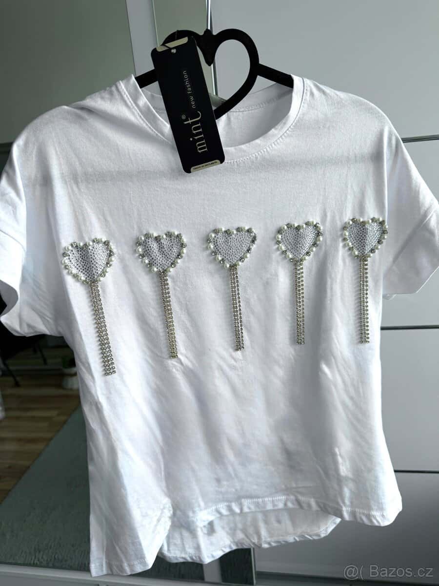 Tričko se srdíčky 4