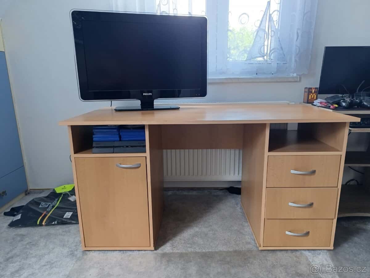 Psací stůl 1