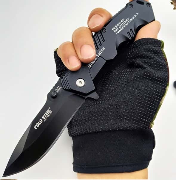 Vreckový nožík 10