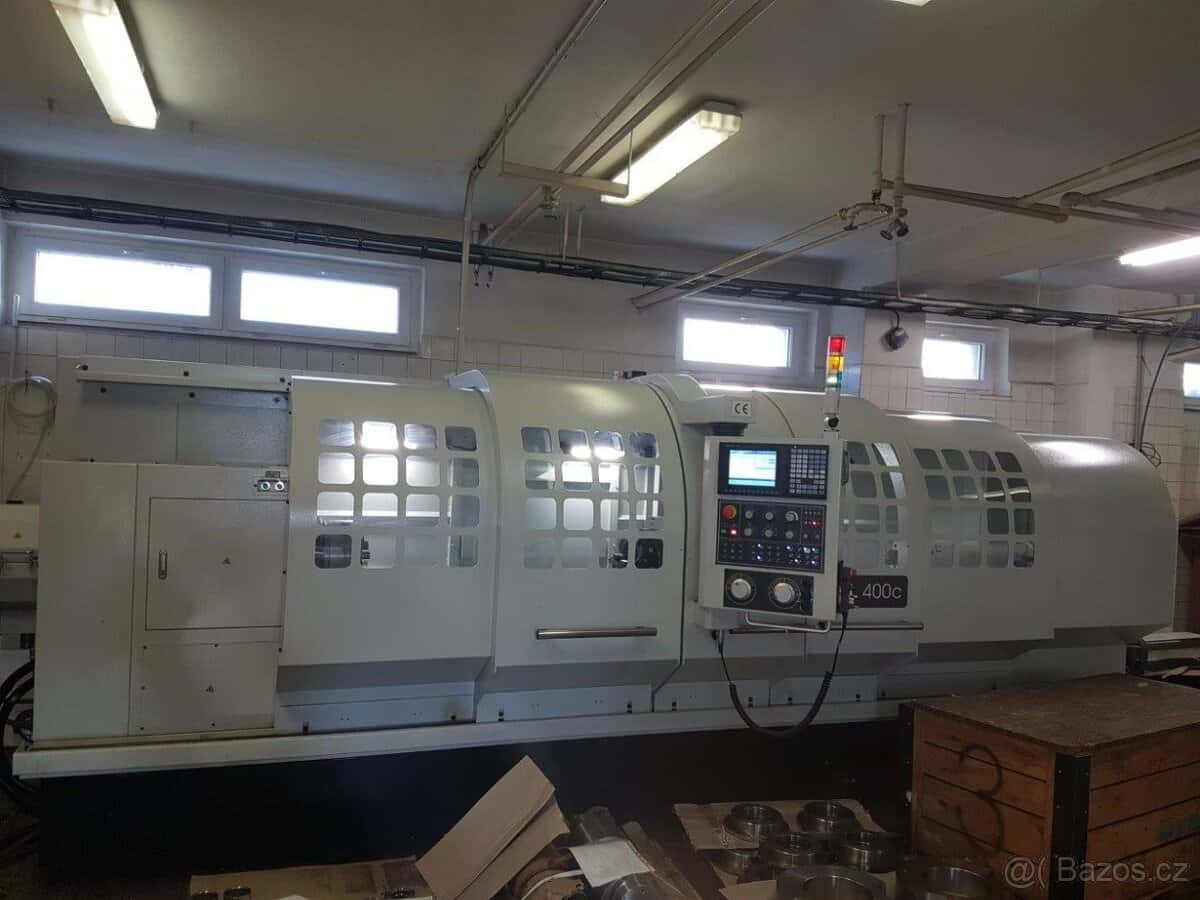 Soustruh CNC 6