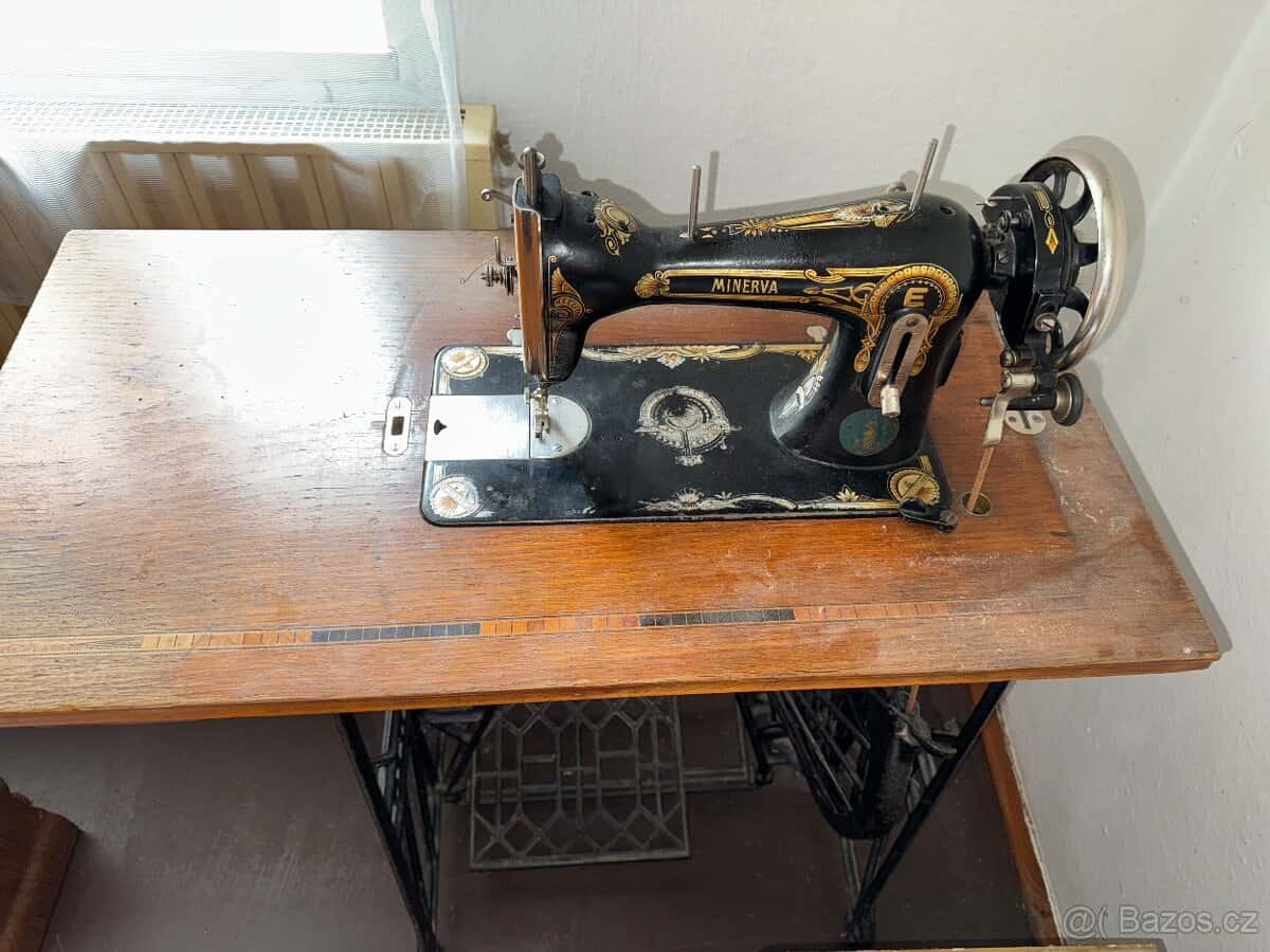 Šicí stroj Minerva 1
