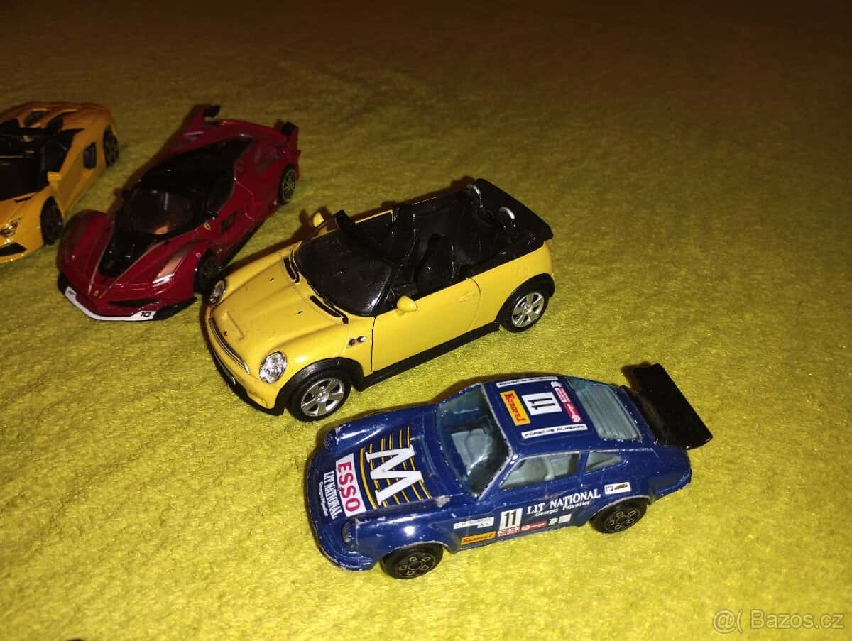 Kovové auta 4