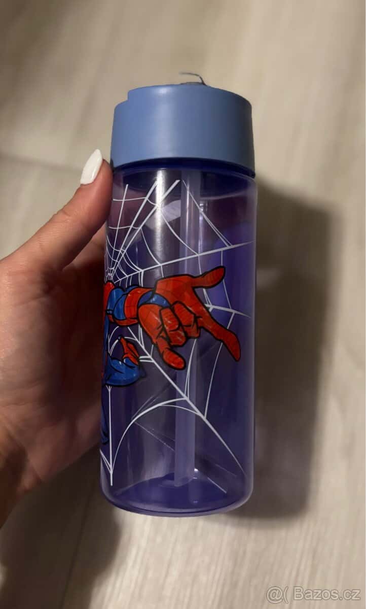 Lahev spiderman nova 2