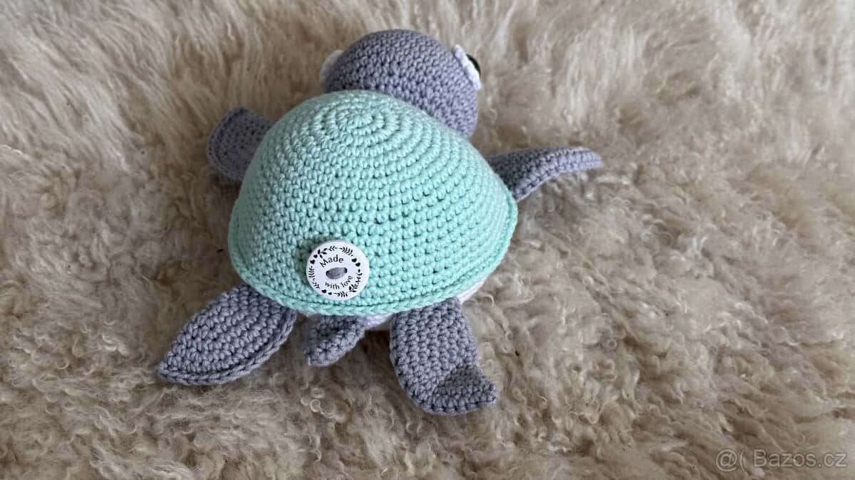 Háčkovaná Želvička 10