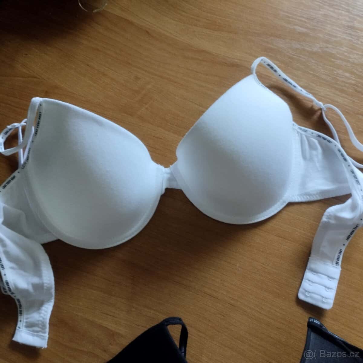 2 x podprsenka 2