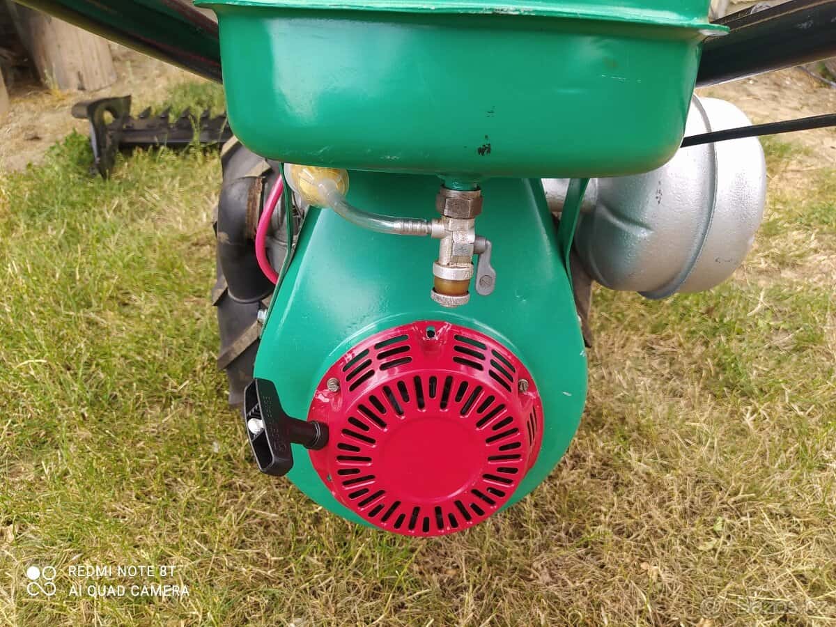 Sekačka lištová 9