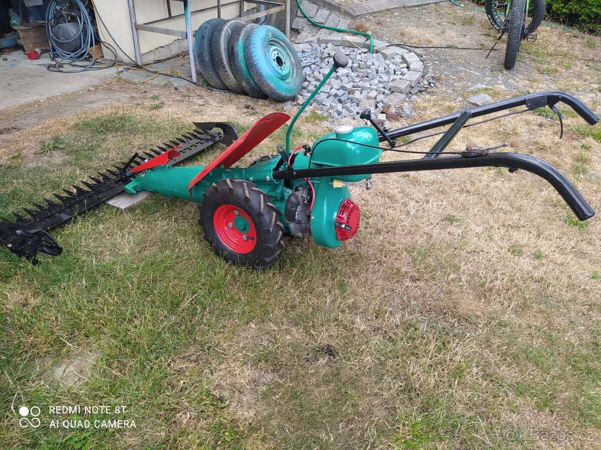 Sekačka lištová 11