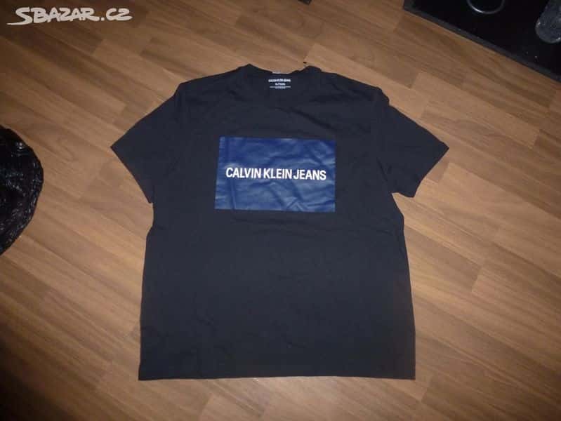Triko Calvin Klein 2