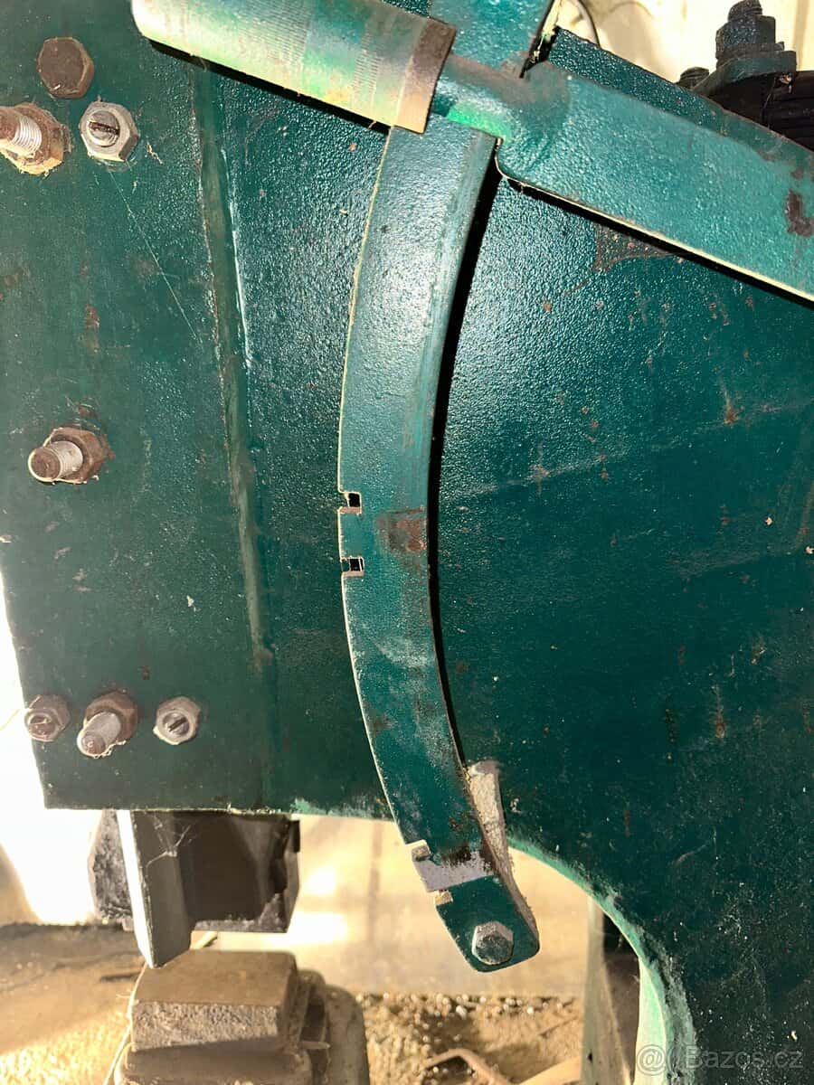 Kovářský Buchar 6