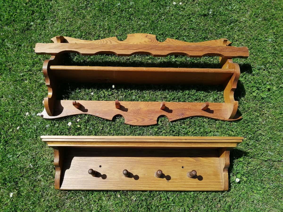 Dřevěné poličky 3