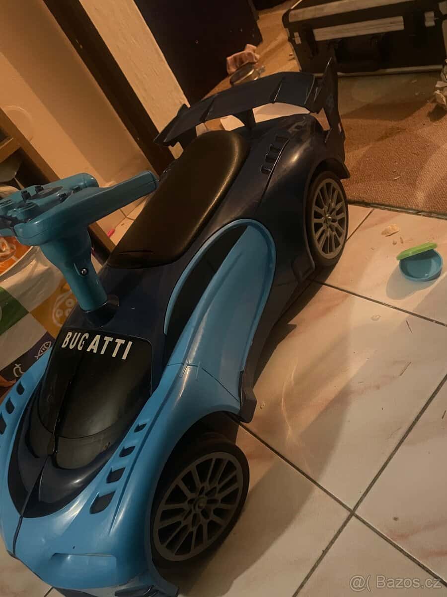 Dětské odrážedlo Bugatti 5