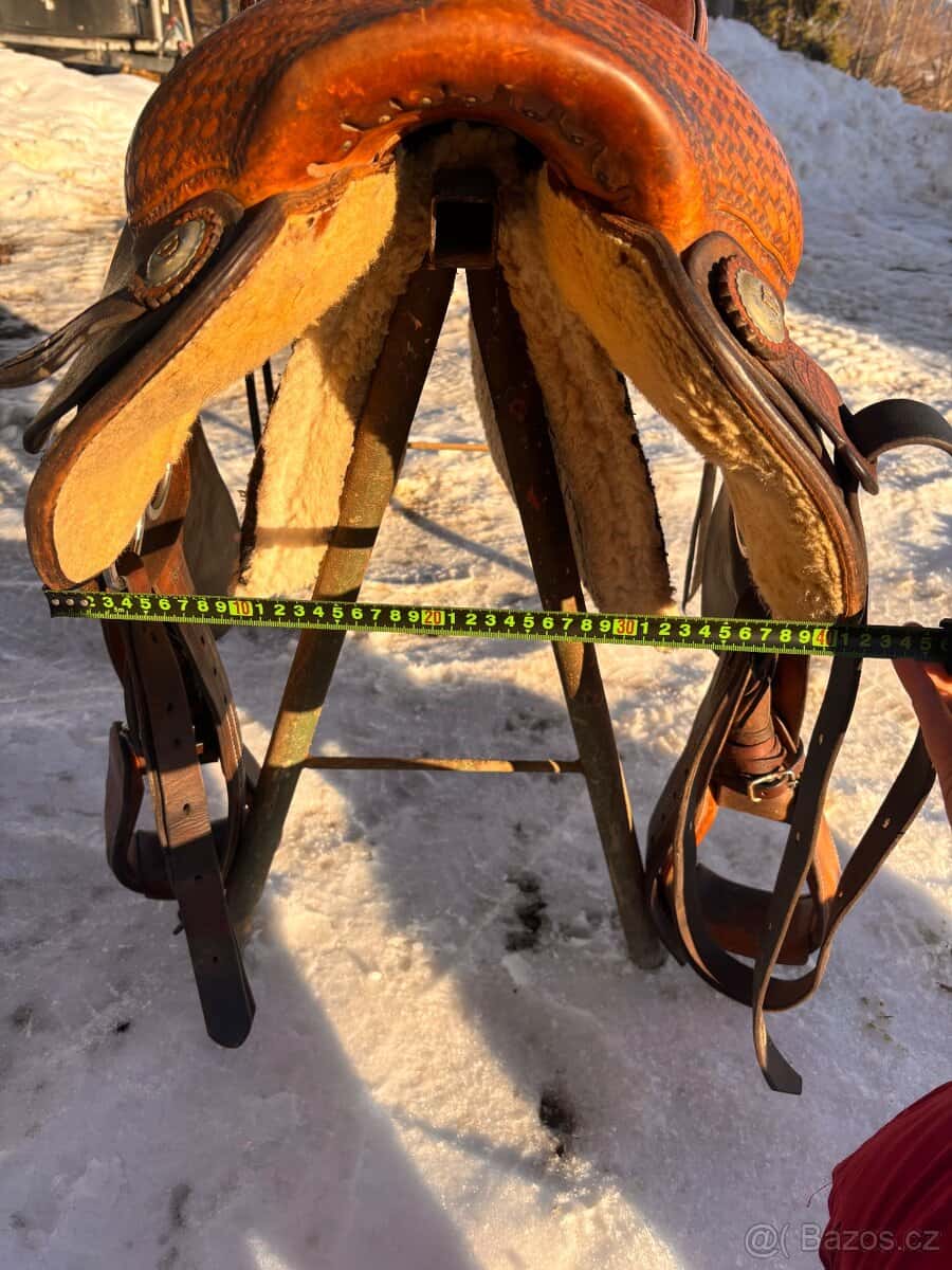 Westernové sedlo Pullman 11